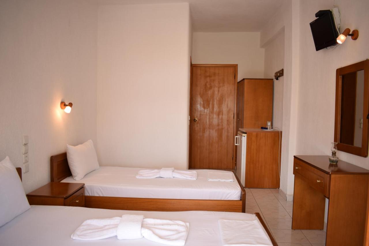 Nikis Rooms Kalamakia Екстериор снимка