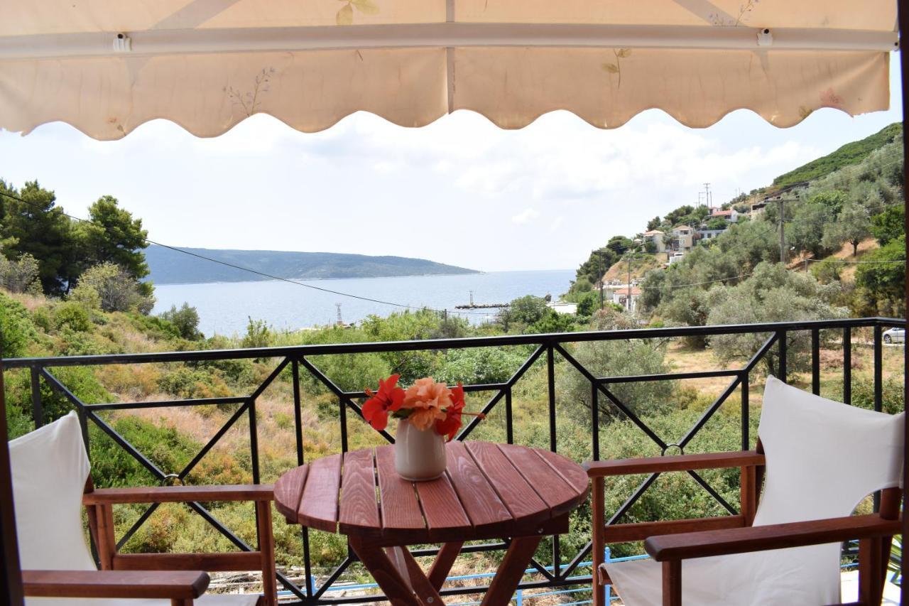 Nikis Rooms Kalamakia Екстериор снимка